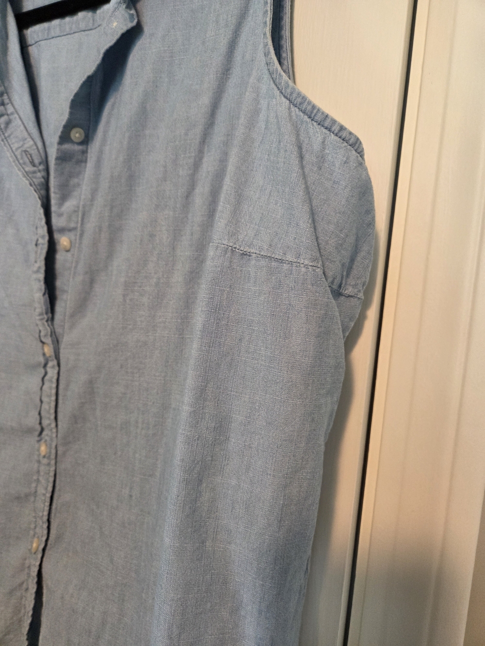 J. Crew Sleeveless Chambray Button-Front Shirt - Light Blue Size 2X - Picture 5 of 10